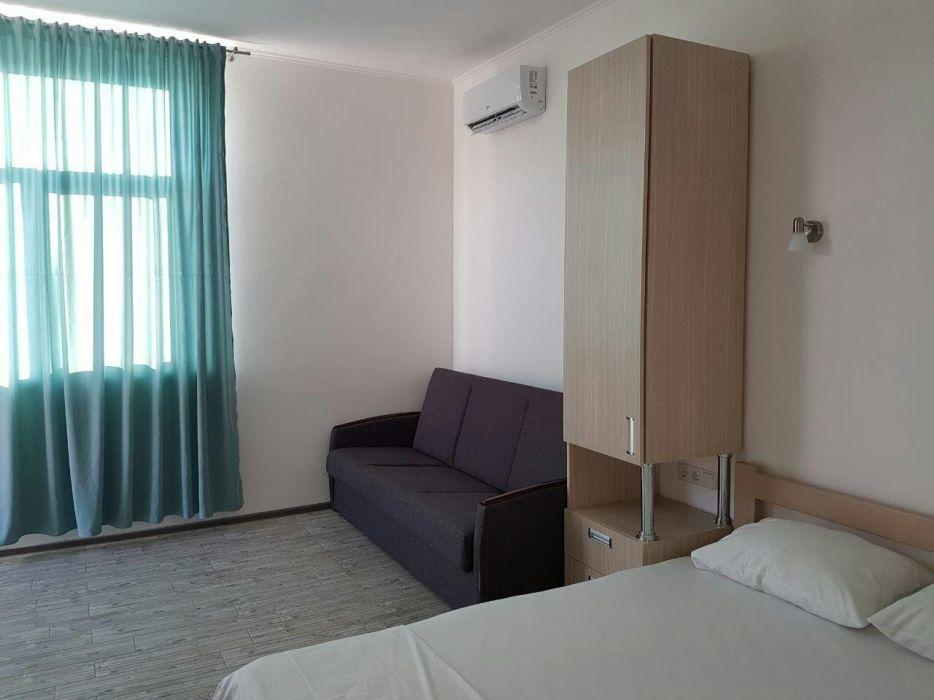 Aleksandriya Hotel ชรอโนมอสค์ ภายนอก รูปภาพ